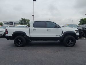 2023 RAM 1500 TRX Crew Cab Voiture d'occasion - Product Image 5