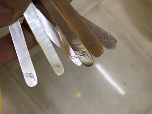 Cuchara de caviar de concha de nácar natural con logotipo láser personalizado al por mayor con alta calidad, bonita mini cuchara varias funciones - Product Image 6