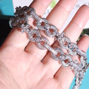 Cadena Cubana Hip Hop con Diamantes de Moissanita Incoloros de Corte Baguette y Redondo en Plata 925, Collar con Colgante de Cruz - Product Image 6