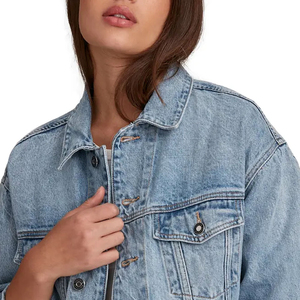 Chaqueta Corta de Mezclilla Tejida de Alta Calidad para Mujer, Temporada Invierno 2024 - Product Image 2