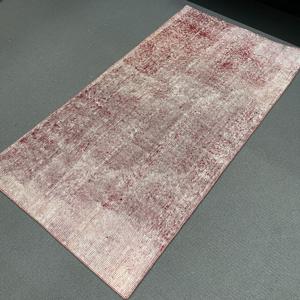 Alfombra Turca de 2.8x5.2 pies, Alfombra Pequeña Vintage, Alfombra Sólida Roja y Blanca - Product Image 5