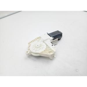 มอเตอร์กระจกไฟฟ้าด้านหน้าขวา AUDI A4 Avant (8K5) (08>15) รุ่น 8K0959802A - Product Image 2