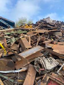 Chatarra de Rieles Usada de Alta Calidad, Chatarra HMS 1 y 2, Calidad 99.99%, Grado H1-H2, Chatarra de Acero Ferroso a Granel para la Venta, Mejores Precios al por Mayor - Product Image 3