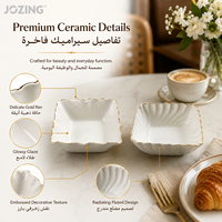 Ensemble de 2 bols carrés en porcelaine blanche avec bord doré, décor festonné et gaufré, style américain, passe au micro-ondes