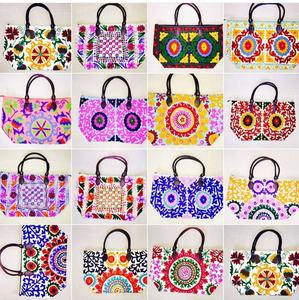 Sac à main en bandoulière pour femme en coton brodé Suzani indien, motif en fil de laine, doublure en coton, logo en forme de croix avec chaînes - Product Image 2