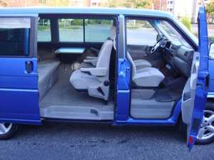 Volkswagen EuroVan MV 2001 Usado, Volante a la Izquierda, Origen Estadounidense - Product Image 4