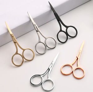 Ciseaux à ongles de beauté Outils professionnels à bord tranchant en acier inoxydable durables et sans rouille disponibles dans nos installations - Product Image 4