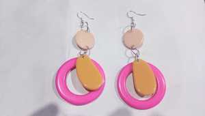 Brand New High Quality Women's Statement Earrings Resin Inlay Heart Shape Handicraft Acrylic Lucite Drop Design Fashionable - Product Image 5