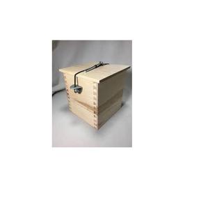 Urnes de crémation en bois de cendres d'adulte avec feuille gravée à la main, produit de conception avec taille personnalisée - Product Image 2