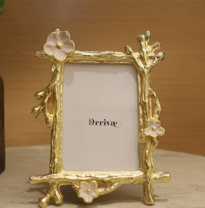 Cadre photo exclusif fabriqué à la main en or Élégant Look décent Décoratif Métal Antique Photo Cadre Photo Décor à la maison - Product Image 6