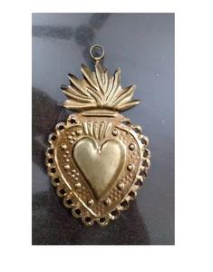 Corazón Sagrado de Metal con Acabado Plegado para Decoración del Hogar - Product Image 5