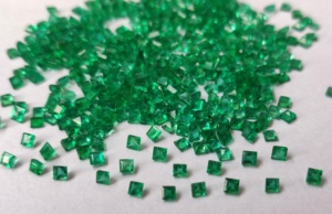 Natural Zambian Emerald Good Color Square 2mm Facetado Calidad superior-Zambian Emerald Square Faceted - Product Image 6