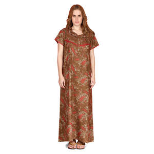 Chemise de nuit longue Evolve Alpine avec poche latérale et broderie au col, en tissu doux tissé, motif dessin animé, fourniture ODM - Product Image 4