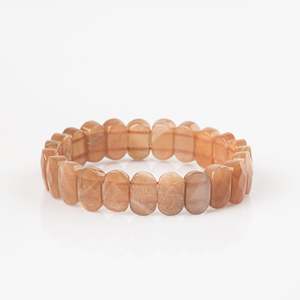 Bracciale in Pietra Naturale di Sunstone a Taglio Largo - Product Image 1