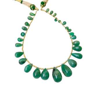 Cuentas de Esmeralda Zambiana en Forma de Lágrima, Piedras Preciosas Verdes Naturales para la Fabricación de Joyas, Diseño de Collares y Pendientes, Calidad de Exportación - Product Image 1