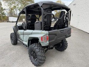 LIVRAISON RAPIDE Pour Wolverine RMAX4 1000 Compact XT-R Multi-places Adulte 4 temps UTV de loisirs avec garantie à vendre - Product Image 3