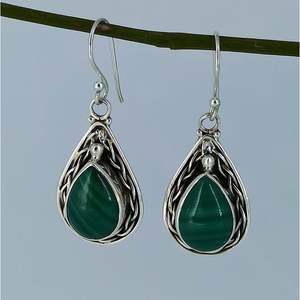 Boucles d'oreilles pendantes en argent sterling 925 faites à la main, design goutte d'eau en malachite pour femmes - Product Image 5