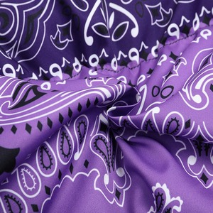 Cantidad a granel Chaqueta acolchada hecha de tela de alta calidad Chaqueta acolchada de manga larga en diferentes estilos - Product Image 3