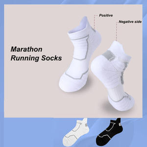 Chaussettes de sport de yoga personnalisables, confortables au quotidien, respirantes, séchage rapide, écologiques, légères, de haute qualité - Product Image 4