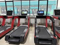 Tapis roulant électrique BN haute puissance avec inclinaison et vitesse réglables pour usage commercial en salle de sport