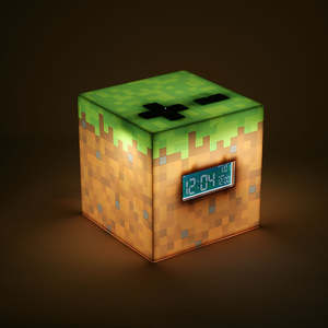 นาฬิกาปลุก Minecraft พร้อมเสียงเพลงพระอาทิตย์ขึ้น เสียงและแสงจากบล็อกหญ้า ระบบอิเล็กทรอนิกส์พร้อมไฟพื้นหลัง USB FM ปลุกตื่นสำหรับห้องนอน - Product Image 3