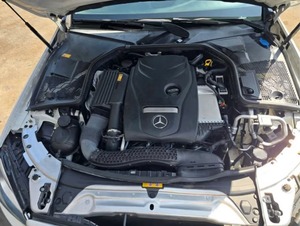 2016 Mercedes Benzs C 300 Sedan RWD Coche usado para ventas de temporada - Product Image 3