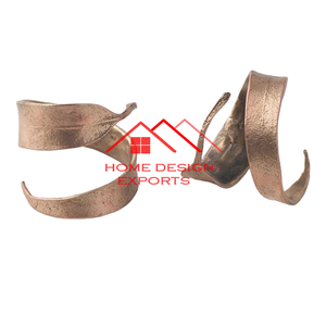 Anneau de serviette en métal finition argent brillant pour la décoration de la maison, des hôtels, des fêtes et des événements - Product Image 2