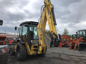 Retroexcavadoras Usadas New Holland LB95.B con Motor y Bomba como Componentes Principales en Venta - Product Image 4