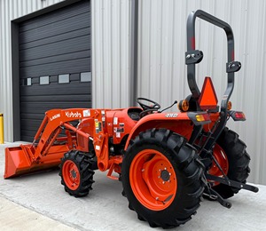 Tractor Agrícola Kubota L2501 – Tractor Compacto de 25 HP de Alta Eficiencia para Arado, Labranza y Aplicaciones Utilitarias - Product Image 2
