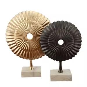 Elegante Escultura de Barco de Metal, Centro de Mesa Decorativo Contemporáneo de Primera Calidad, Arte Creativo para Mesa - Product Image 2