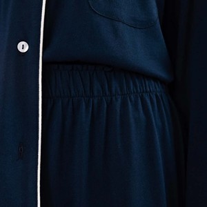 ชุดนอนผ้าระบายอากาศคุณภาพสูงจากโรงงานโดยตรง ชุดนอนฤดูใบไม้ผลิแบบสวมใส่สบาย ดีไซน์ล่าสุด ไซส์พลัสสำหรับผู้หญิงและเด็กผู้หญิง - Product Image 2