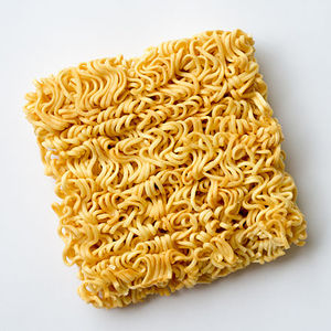 บะหมี่กึ่งสำเร็จรูปสูตรดั้งเดิม ราคาถูก จำนวนมาก - Product Image 1