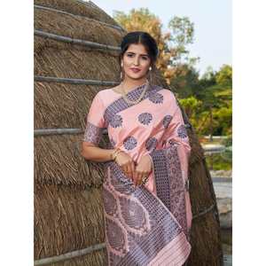 Deslumbrante Sari de Seda Banarasi Rosa Claro con Tejido, Ropa Festiva para Fiestas y Ocasiones Especiales - Product Image 2