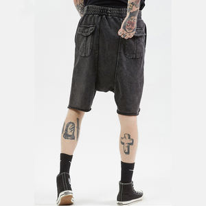 Short de survêtement 100% coton endommagé pour hommes, style noir usé à l'ancienne avec tissage non tissé, service OEM disponible - Product Image 5