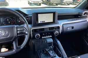 Véhicules d'occasion 2025 Tacoma SR5 4x4 Double Cabine 4 portes Prêts pour une livraison rapide - Product Image 2