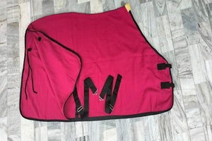 Alfombra de caballo de lana de diseño personalizado de alta calidad, precio al por mayor de lana de fabricante profesional para Equine Riding Kanpur House - Product Image 5