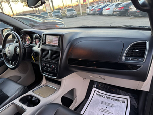 DODGE GRAND CARAVAN SXT FWD 2018 d'occasion, conduite à gauche/droite - Product Image 3