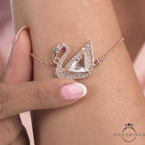 Silverings Pulsera de Plata de Ley 925 con Dijes de Mariposa y Circonita de la Suerte - Product Image 2