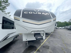 New 2026 Keystone C-o-u-g-ar 24RDS - Product Image 4