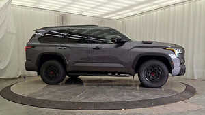 SUV ultra-luxe 2024 automatique 7 places 4x4 avec toit ouvrant panoramique et caméra arrière 360° - Product Image 6