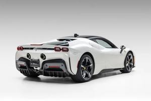 ZFF95NLAXP0292844 2023 SF90 Stradale Coupé Hybride Sportif RWD 4.0L V8 Bi-Turbo 986ch Batterie 7.9kWh Vitesse 340km/h Faible Kilométrage - Product Image 2