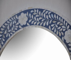 Espejo de Pared Redondo Moderno, Hecho a Mano con Resina Ecológica, Decoración de Pared con Patrón Geométrico - Product Image 4