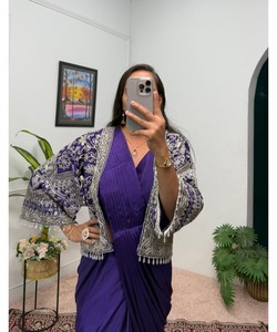 ชุดปาร์ตี้ที่สวยที่สุดผ้าส่าหรีผ้าไหมแบบเย็บปักพร้อมเสื้อชิ้นสำหรับผู้หญิงอินเดียส่าหรี - Product Image 5