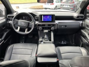 Toyota 4-Runner SR5 4WD 2025 Usado en Buen Estado - Product Image 5