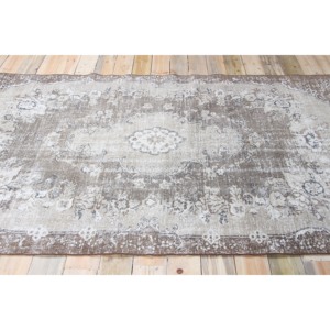 Tapis vintage 5,3x8,6 pieds, tapis turc en laine marron beige à motifs floraux - Product Image 3