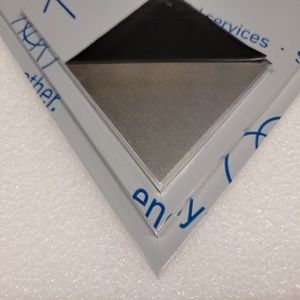 Plaque en <span class=keywords><strong>aluminium</strong></span> 3003 5052 5083 <span class=keywords><strong>6061</strong></span> Série 5000, 3 mm, surface miroir, service de découpe, tôle robuste pour la décoration de cuisine - Product Image 2