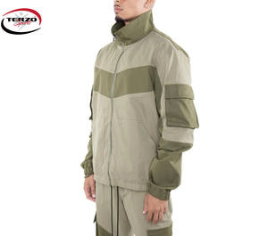 Customized Men's Sportswear 2-Piece Set Nylon Windbreaker with Full Zipper Breathable and Lightweight Printed Techniques - Product Image 3