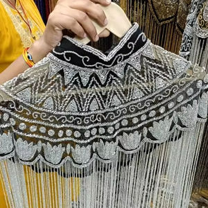 เสื้อคลุมแนวเบอร์เลสก์คอแบบติดเลื่อมปักลายสวยงามทรงตรงเงางามประดับด้วยลูกปัดมุกสำหรับงานเทศกาล - Product Image 1