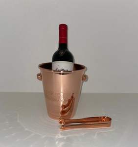 Cubo de hielo de cobre de nuevo diseño con asas ergonómicas y un acabado pulido perfecto para regalar y entretener - Product Image 2