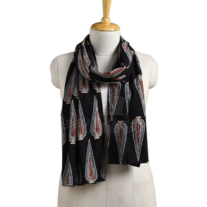 Bufanda tradicional Ajrak con bordado a mano para mujer Material de algodón perfecto para uso diario o festivo - Product Image 1